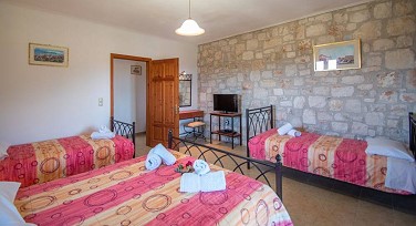 MELTEMI APARTMENT for 4